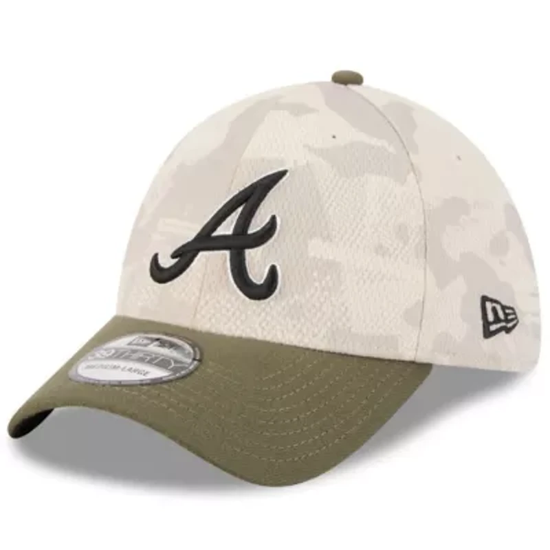 MLB Light Beige/Olive Atlanta Braves 2025 Armed Forces Day 39THIRTY Flex Hat