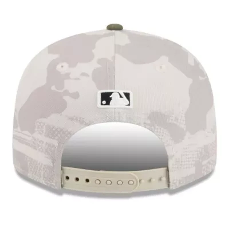 Chicago White Sox MLB Light Beige/Olive Chicago Sox 2025 Armed Forces Day Split Panel 9FIFTY Snapback Hat