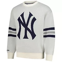 MLB New York Yankees Retro Pullover Sweater