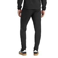 Premier League Manchester United 2025/26 Tiro Vis Tech AEROREADY Travel Pants