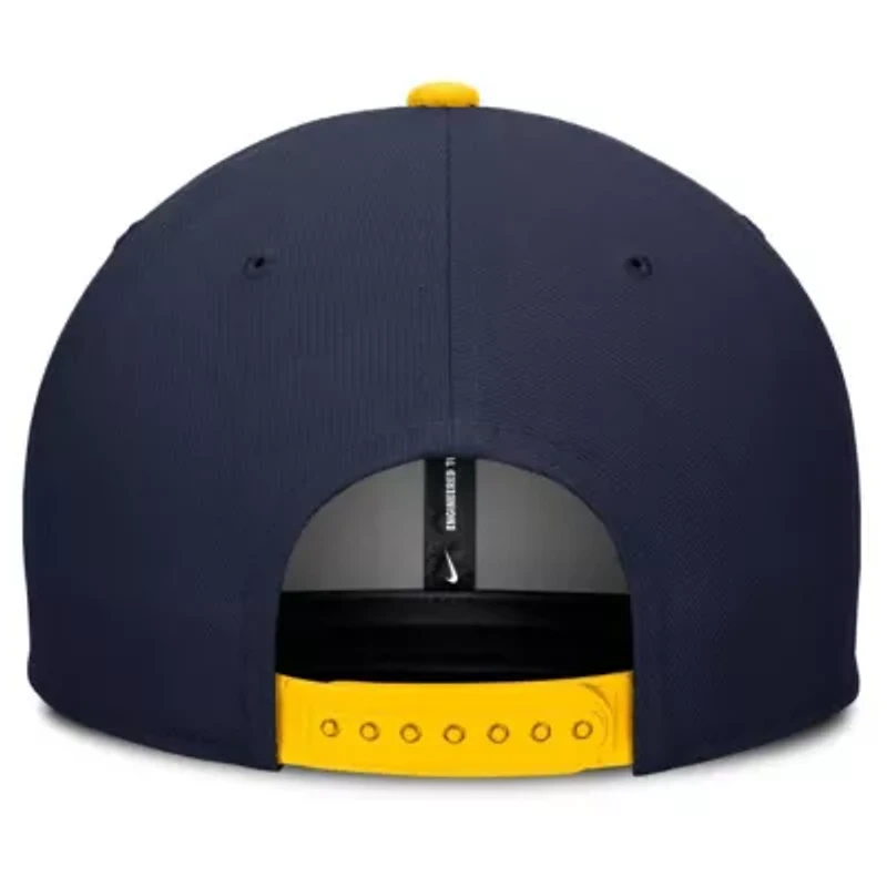 NCAA Nike Navy/Cream Michigan Wolverines Pro Legacy Script Snapback Hat