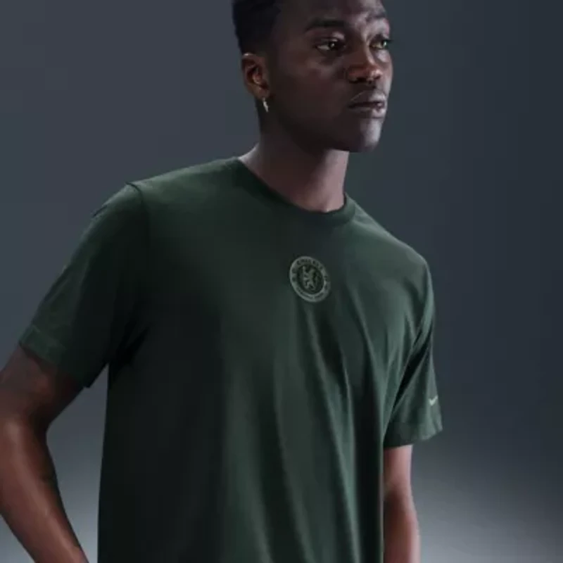 Premier League Nike Chelsea Crest T-Shirt