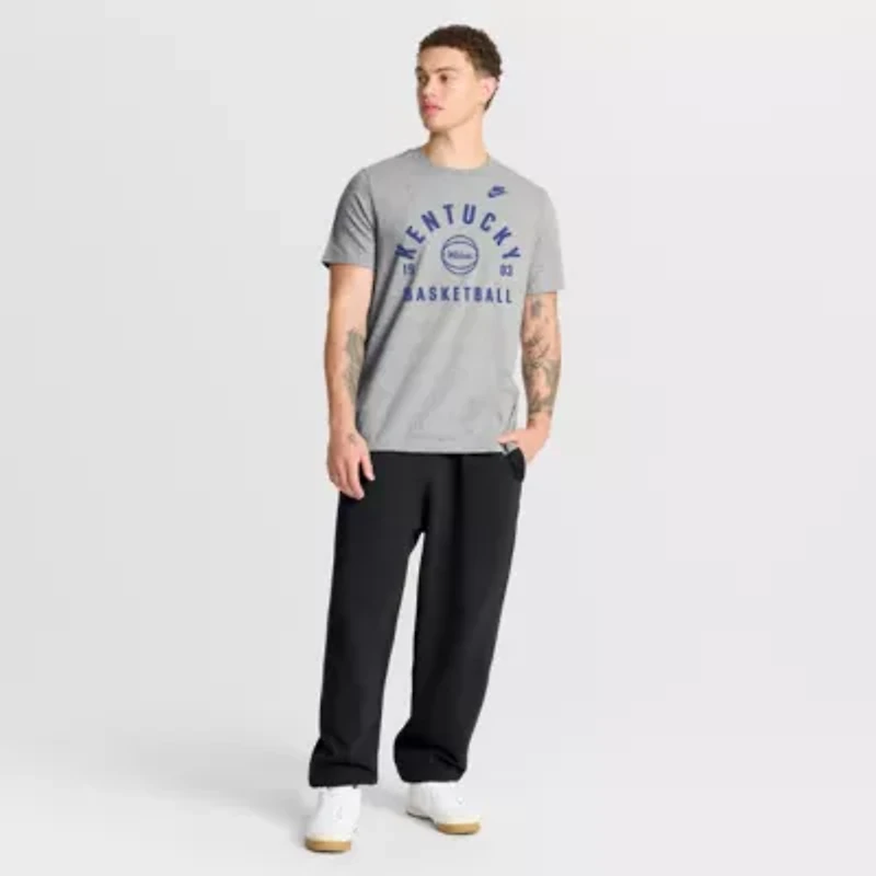 NCAA Nike Kentucky Wildcats Basketball Legacy Arch T-Shirt