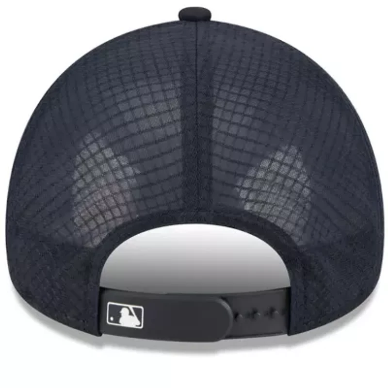MLB New York Yankees 2026 Batting Practice Alternate Apex 9FORTY Adjustable Hat