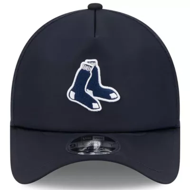 Boston Red Sox MLB Boston Sox 2026 Batting Practice Alternate Apex 9FORTY Adjustable Hat