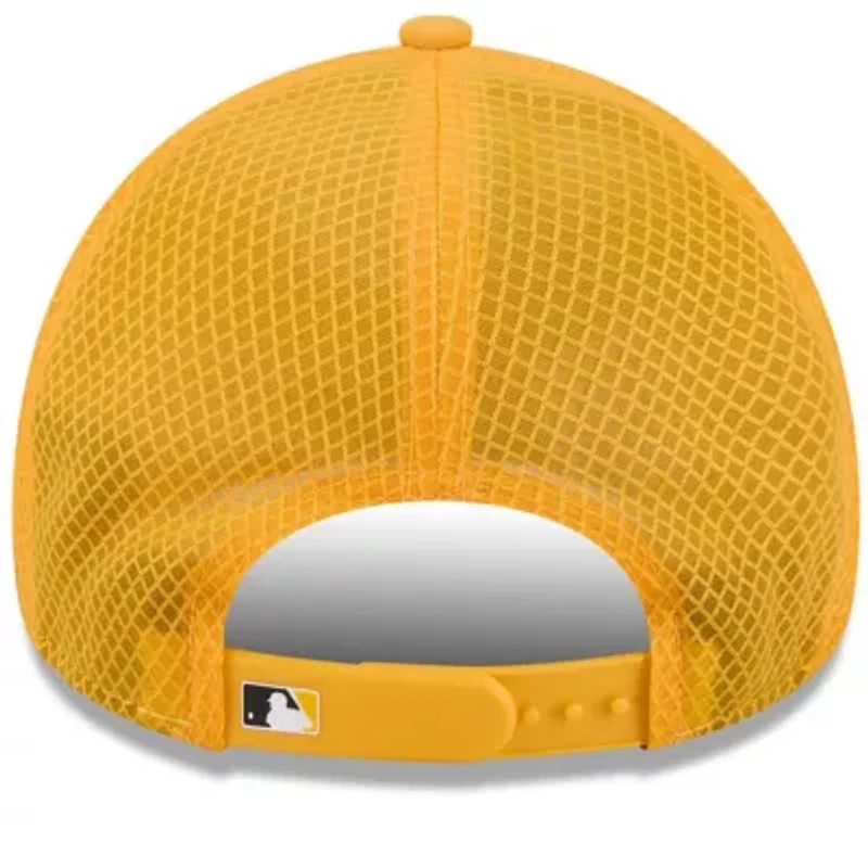 Oakland Athletics MLB Athletics 2026 Batting Practice Apex 9FORTY Adjustable Trucker Hat