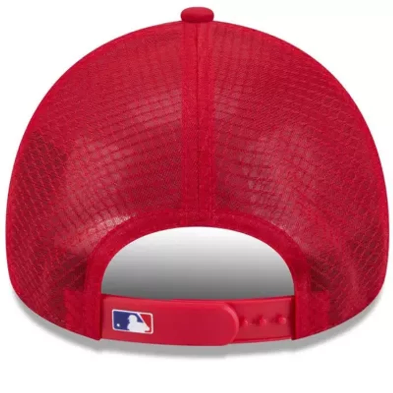 MLB Texas Rangers 2026 Batting Practice Apex 9FORTY Adjustable Trucker Hat