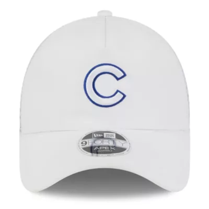 MLB Chicago Cubs 2026 Batting Practice Apex 9FORTY Adjustable Trucker Hat