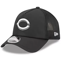 MLB Cincinnati Reds 2026 Batting Practice Apex 9FORTY Adjustable Trucker Hat