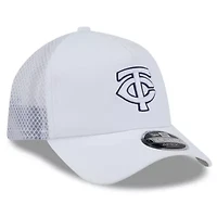 MLB Minnesota Twins 2026 Batting Practice Apex 9FORTY Adjustable Trucker Hat