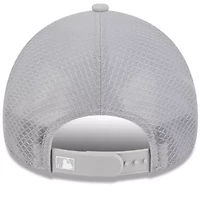 MLB New York Yankees 2026 Batting Practice Apex 9FORTY Adjustable Trucker Hat