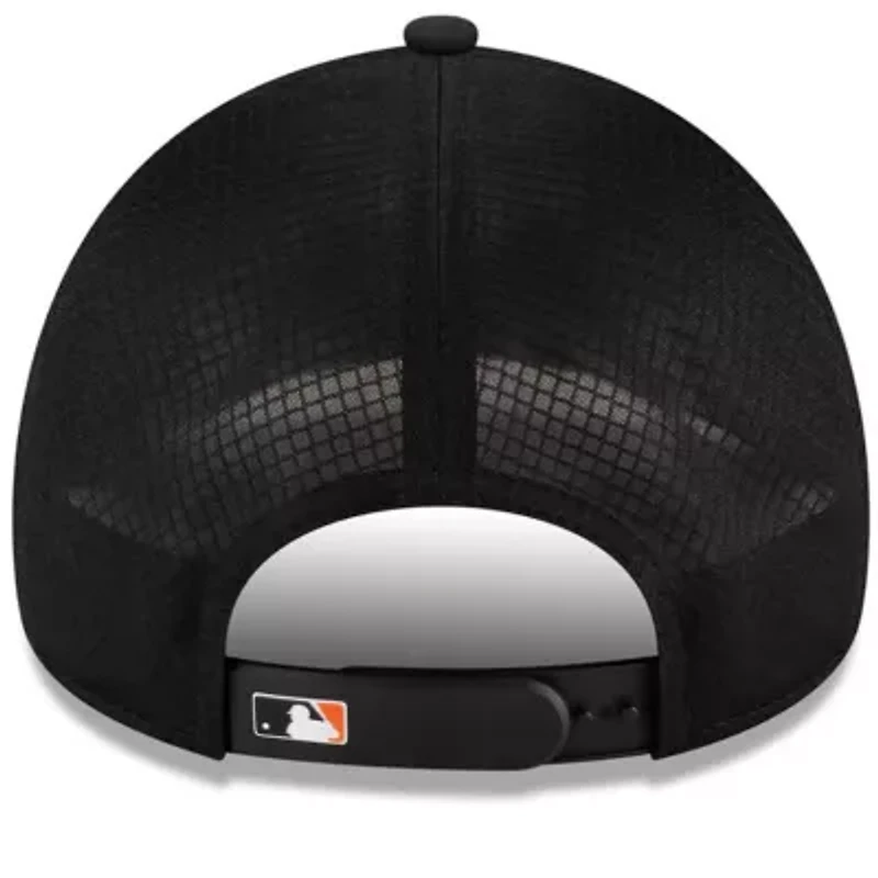 MLB Baltimore Orioles 2026 Batting Practice Apex 9FORTY Adjustable Trucker Hat