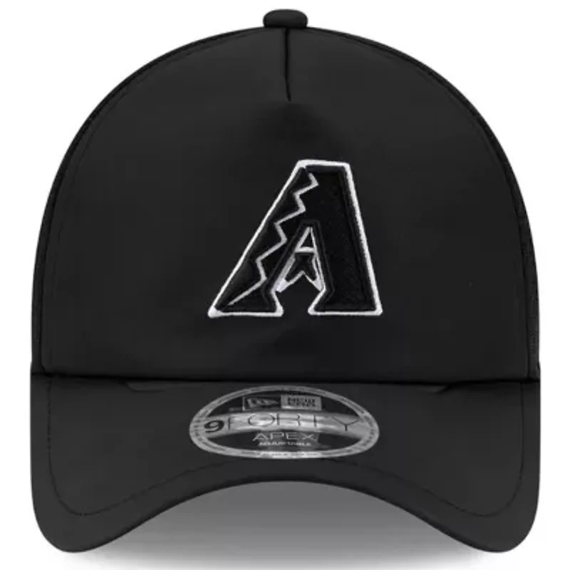 MLB Arizona Diamondbacks 2026 Batting Practice Apex 9FORTY Adjustable Trucker Hat