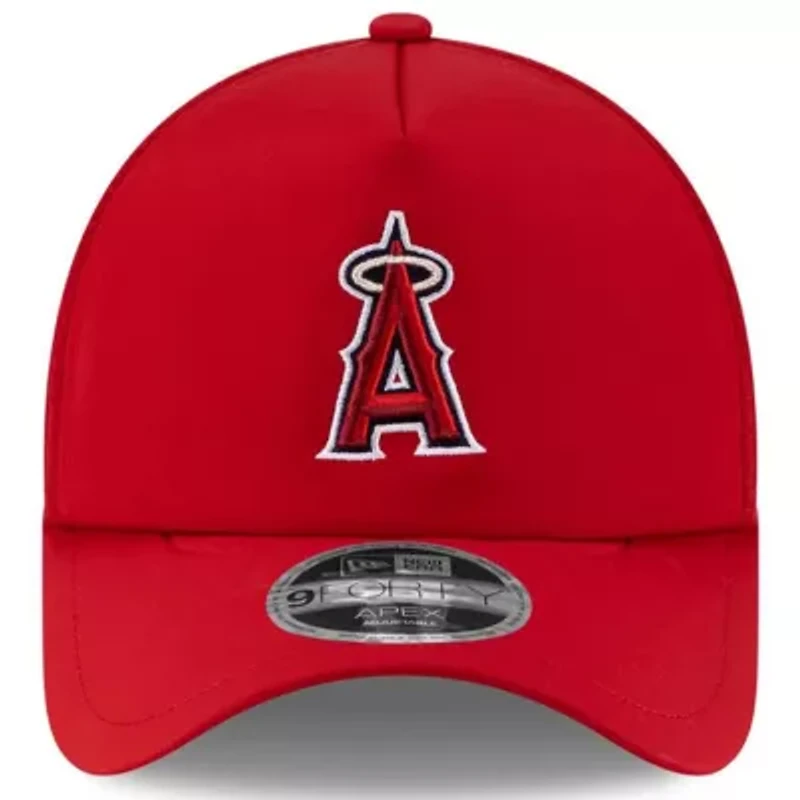 MLB Los Angeles Angels 2026 Batting Practice Apex 9FORTY Adjustable Trucker Hat