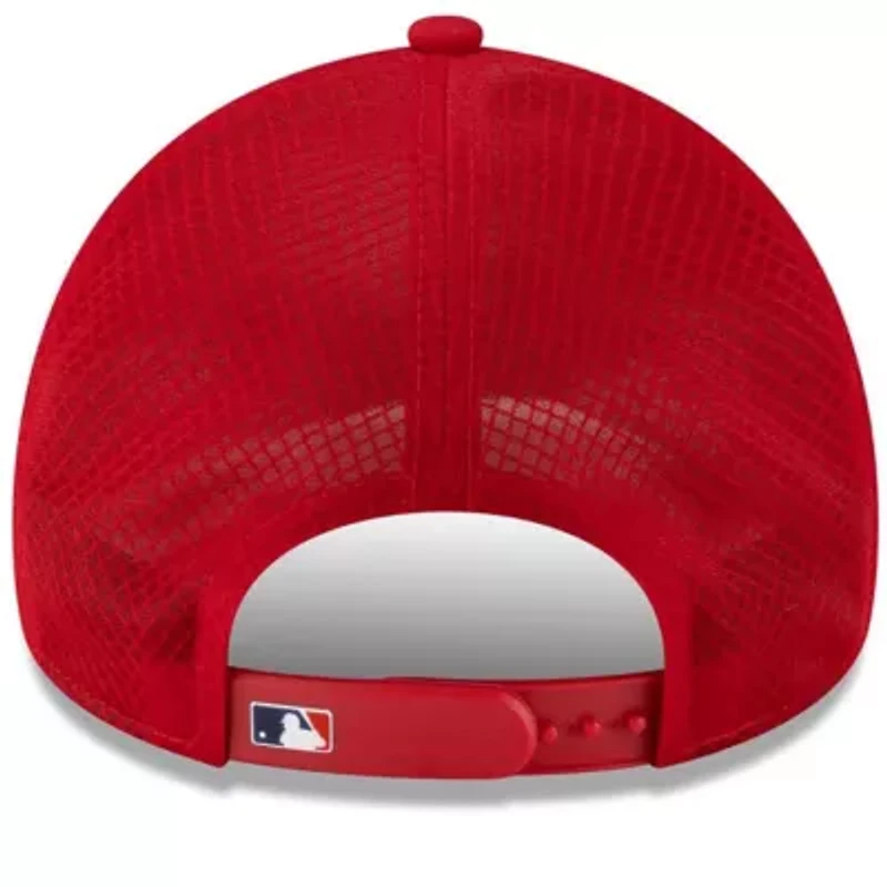 MLB Philadelphia Phillies 2026 Batting Practice Apex 9FORTY Adjustable Trucker Hat