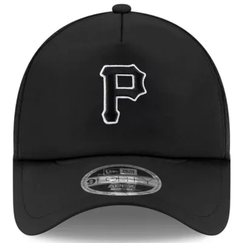 MLB Pittsburgh Pirates 2026 Batting Practice Apex 9FORTY Adjustable Trucker Hat