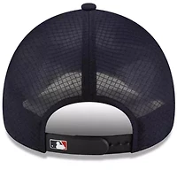 MLB Cleveland Guardians 2026 Batting Practice Apex 9FORTY Adjustable Trucker Hat