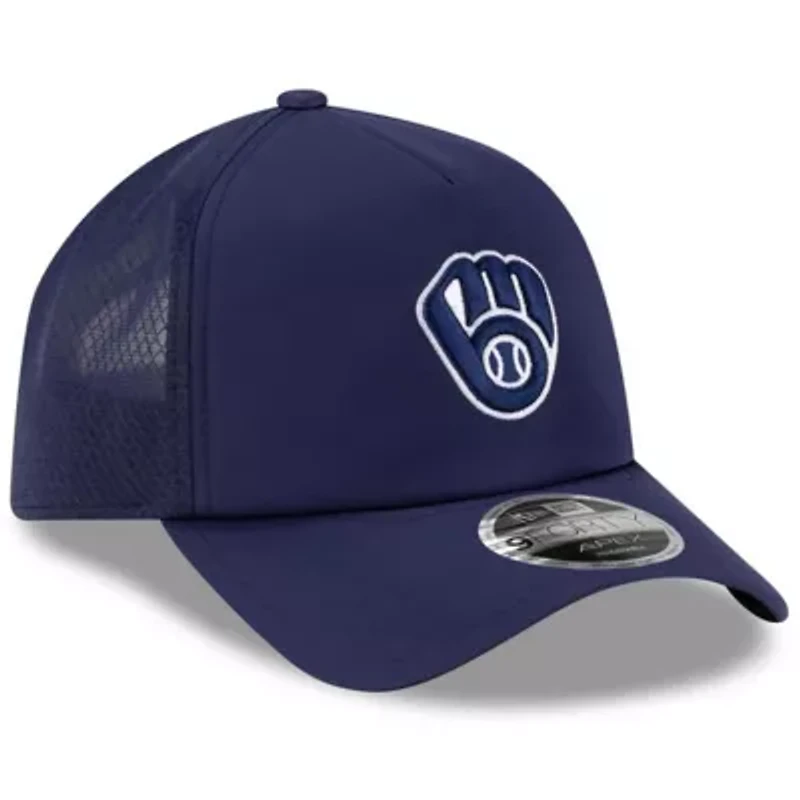 MLB Milwaukee Brewers 2026 Batting Practice Apex 9FORTY Adjustable Trucker Hat