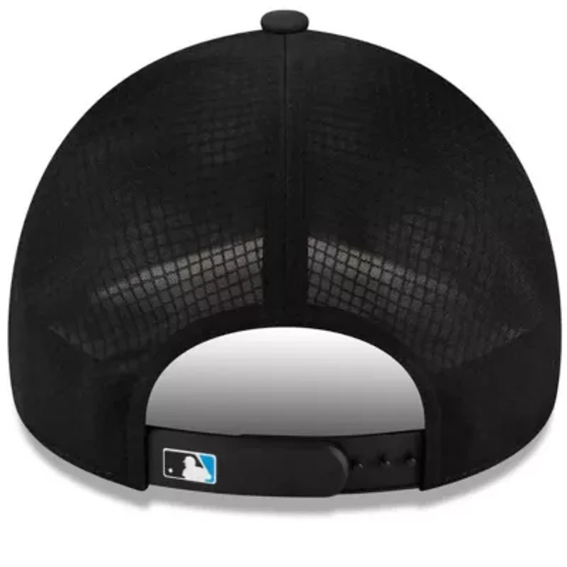 MLB Miami Marlins 2026 Batting Practice Apex 9FORTY Adjustable Trucker Hat