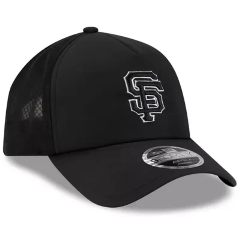 MLB San Francisco Giants 2026 Batting Practice Apex 9FORTY Adjustable Trucker Hat