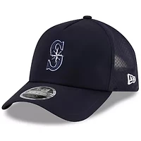 MLB Seattle Mariners 2026 Batting Practice Apex 9FORTY Adjustable Trucker Hat