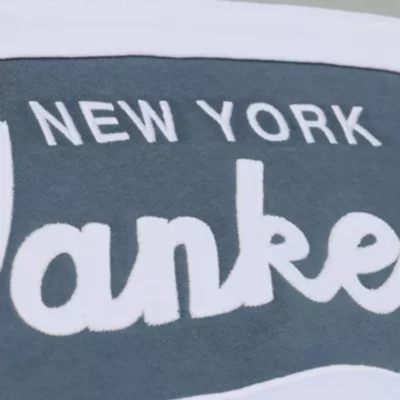 MLB New York Yankees Cooperstown Collection Thunderstorm Head Coach Hoodie