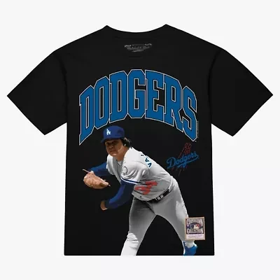 MLB Fernando Valenzuela Los Angeles Dodgers Photo Arch Player Graphic T-Shirt