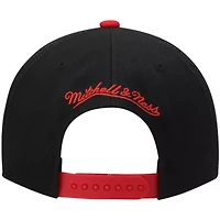 NCAA Red/Black UNLV Rebels Sharktooth Snapback Hat