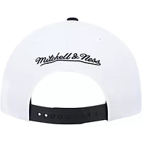NBA Black/White Chicago Bulls NBA Day One Snapback Hat