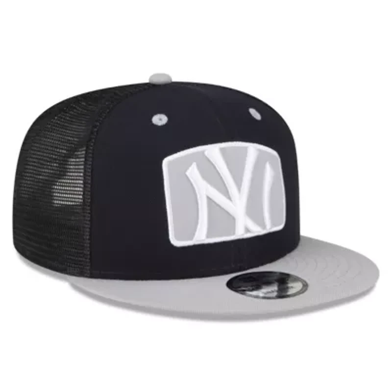 MLB New York Yankees Logo Zoom Trucker 9FIFTY Snapback Hat