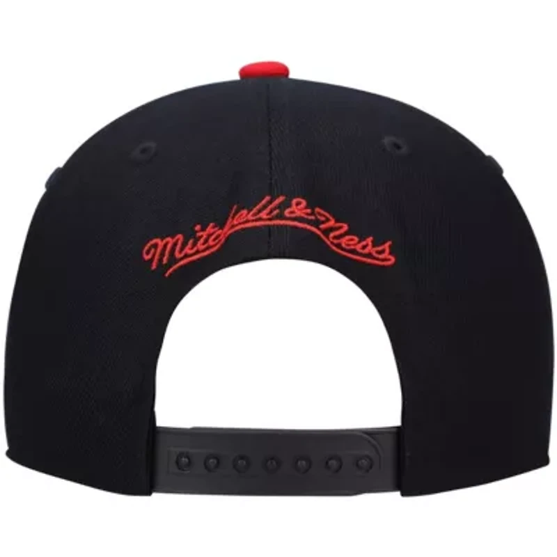 NBA Black/Red Philadelphia 76ers Hardwood Classics Team Two-Tone 2.0 Snapback Hat