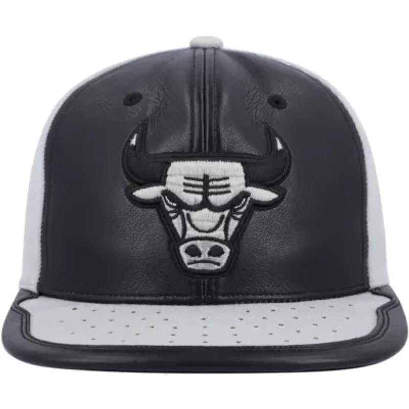 NBA Black/Gray Chicago Bulls Day One Snapback Hat
