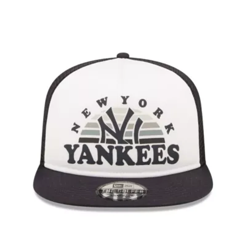 MLB White/Navy New York Yankees Gradient Golfer 9FIFTY Snapback Hat