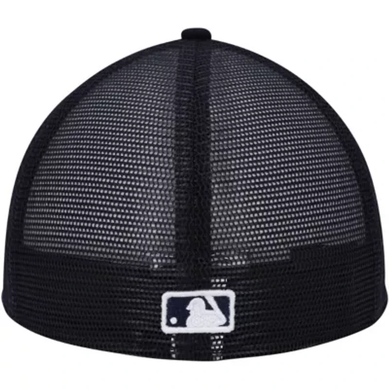 Boston Red Sox MLB White/Navy 2023 On-Field Batting Practice Low 59FIFTY Fitted Hat