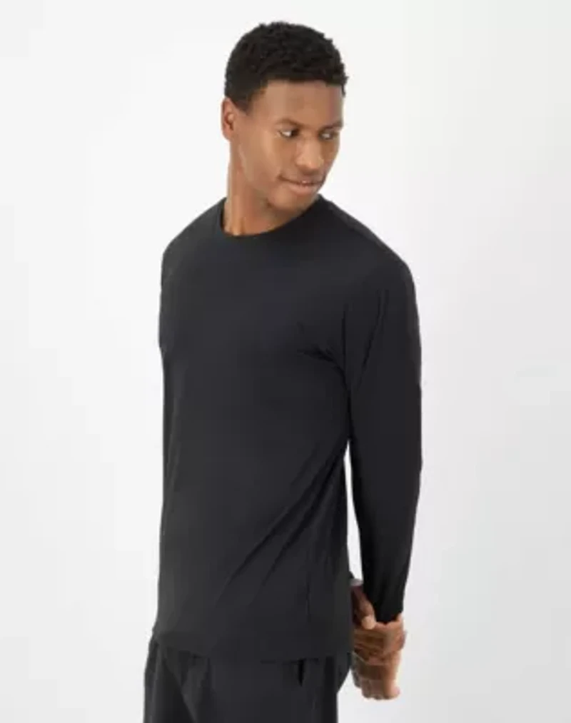 Hanes Moves Men's Long Sleeve Performance Tee