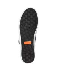 Voyage II Sneaker