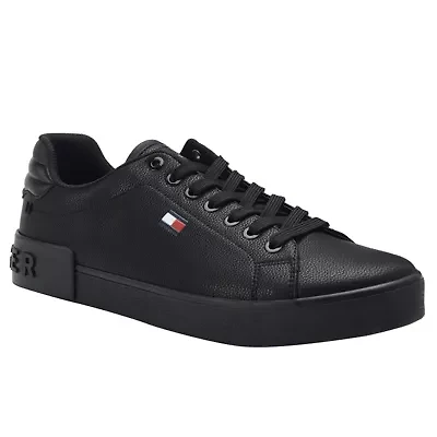 Rezz Sneakers