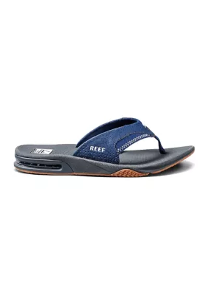 Fanning Flip Flop Sandals