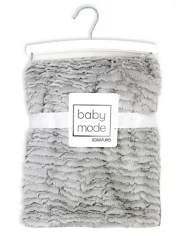 Baby Boys and Girls Ridged Plush Blanket with Nunu Rattle