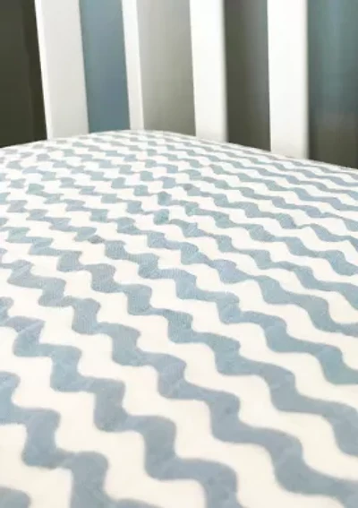 Baby Boys Waves Muslin Crib Sheet - Blue