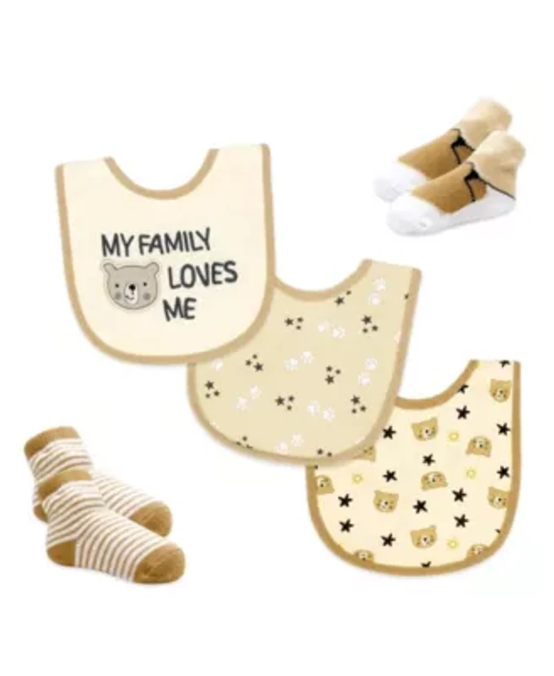 Baby Neutral 6 Piece Footed Sleeper, Bibs, and Socks Set