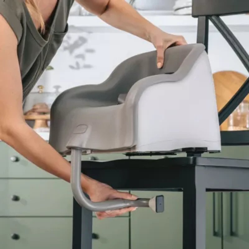 Cinch Booster Seat Mocha