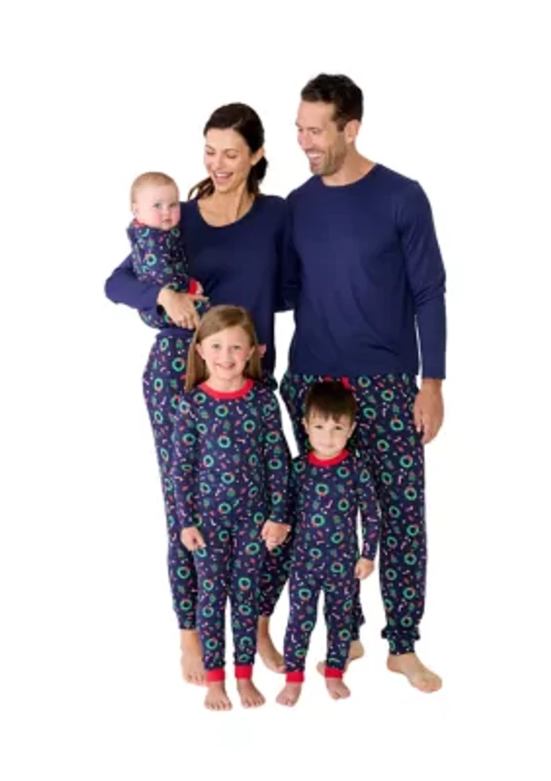 Unisex Big Kids Holiday Wreaths Pajama Set