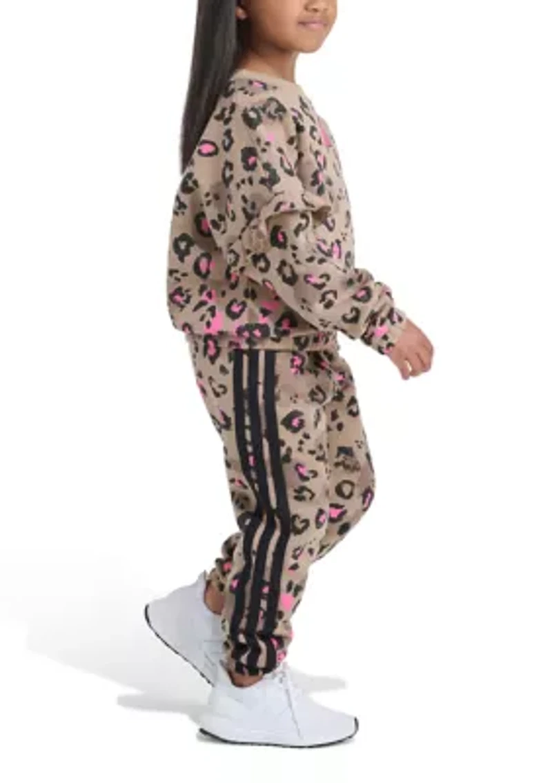 Girls 4-6x 2-Piece Printed Flutter Sleeve Pullover & Elastic Waistband Jogger Set