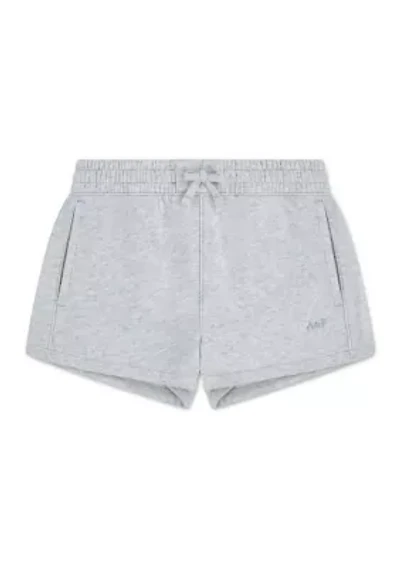 essential sunday shorts