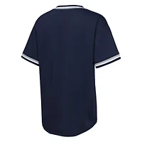 MLB New York Yankees Relief Pitcher V-Neck T-Shirt