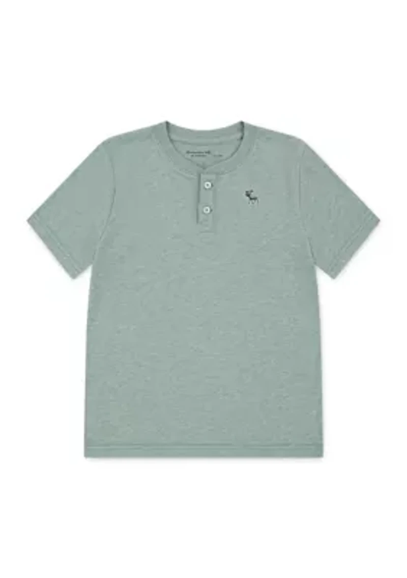 essential henley t-shirt