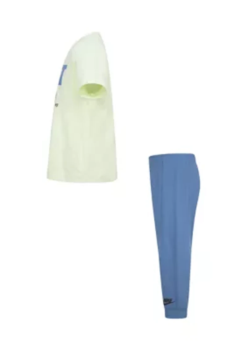 Boys 4-7 Short Sleeve Graphic T-Shirt and Solid Joggers Set