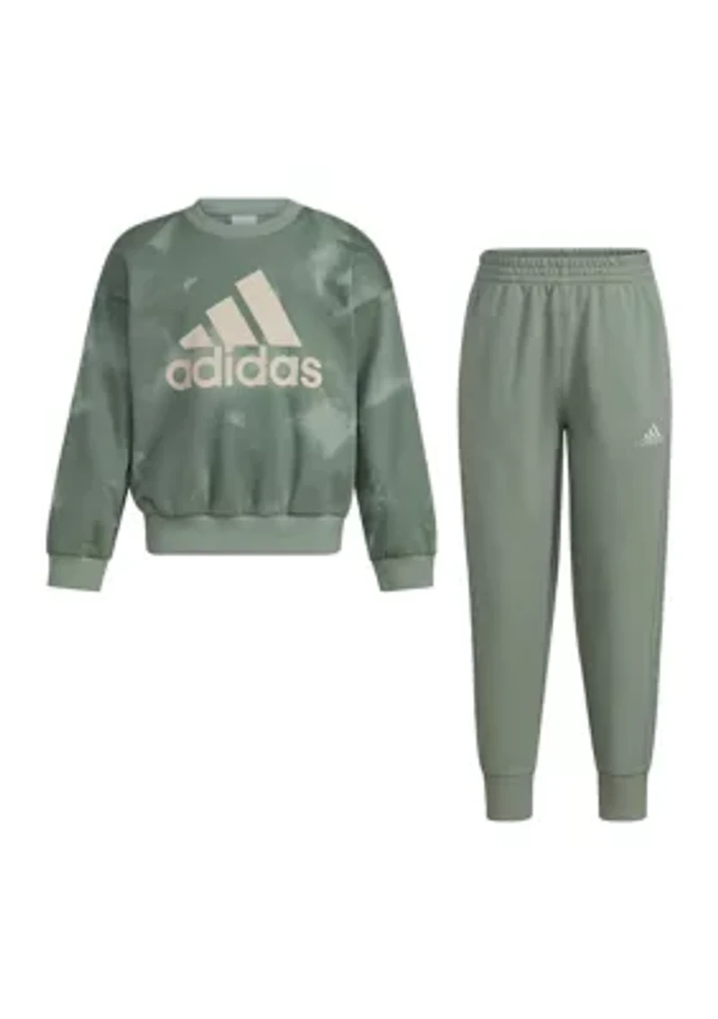 Boys 4-7 2 Piece Long Sleeve Printed Crew Neck Pullover Sweatshirt and Joggers Set