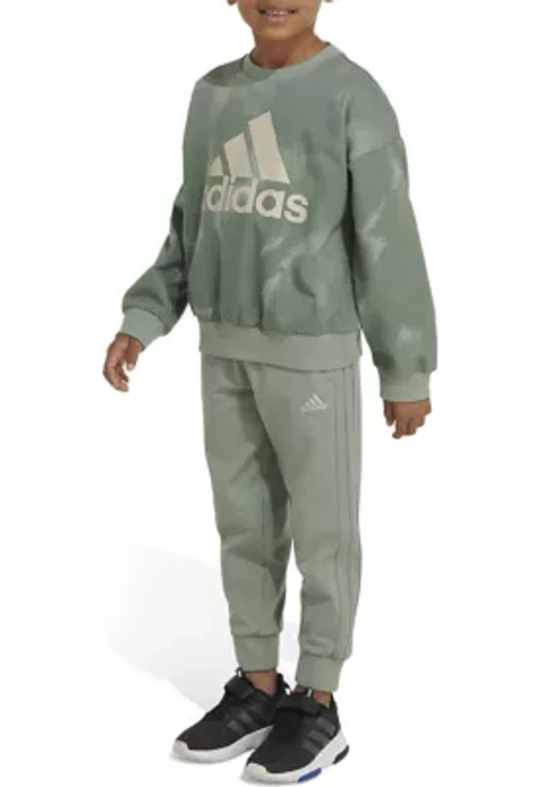 Boys 4-7 2 Piece Long Sleeve Printed Crew Neck Pullover Sweatshirt and Joggers Set